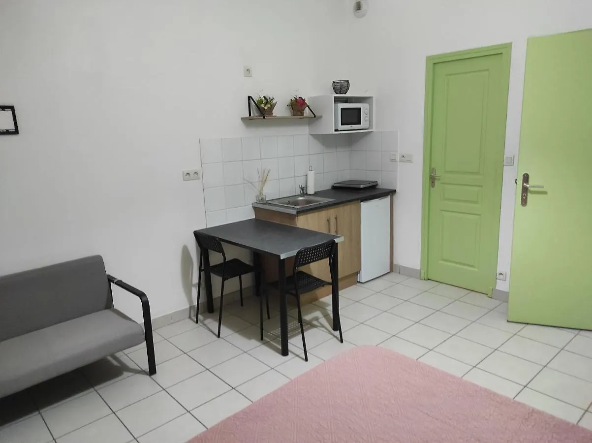 T1 centre ville Aubenas Appartement